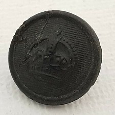 Kings crown Black composition reeded background button 13mm