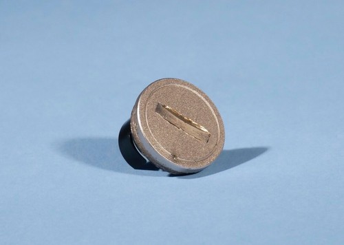 Minolta battery holder cap - minolta,