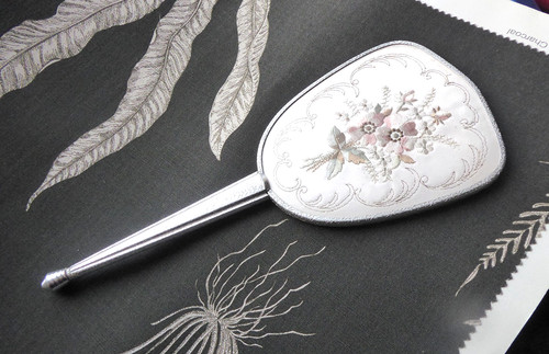 Vintage pretty silver coloured - vintage,