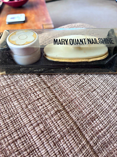 Mary quant nail shine - mary, pink