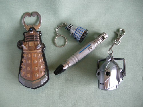 Doctor who items - 4, cyberman