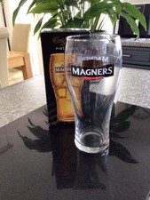 Magners pint glass - in, box