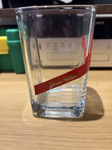 Single johnnie walker - a,