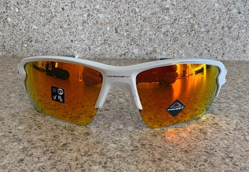 Brand new authentic oakley - authentic,