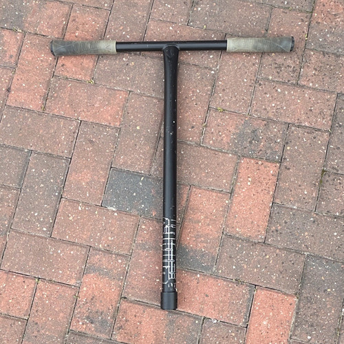 Black scooter bar handlebar - black,