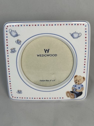 Wedgwood london bear ceramic - bear,