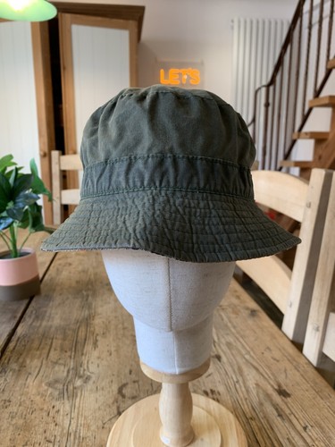 Vintage burberrys waxed bucket - vintage,