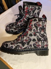 Dr Martens woman's Airwair