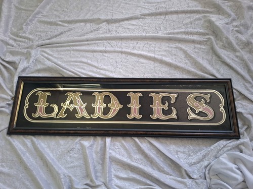 Vintage ladies pub toilet