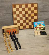 Boxwood chessmen complete - boxwood,