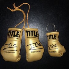 Tyson Fury Autographed Car Mini Boxing Gloves & Keyring GOLD LTD EDITION Gift
