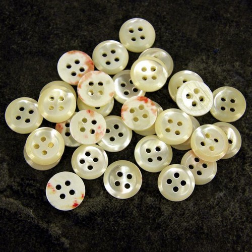 Mother pearl shell buttons - of,
