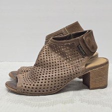 RUSSELL & BROMLEY Taupe Tan