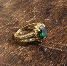 Solid 22ct Gold Ring 4.42