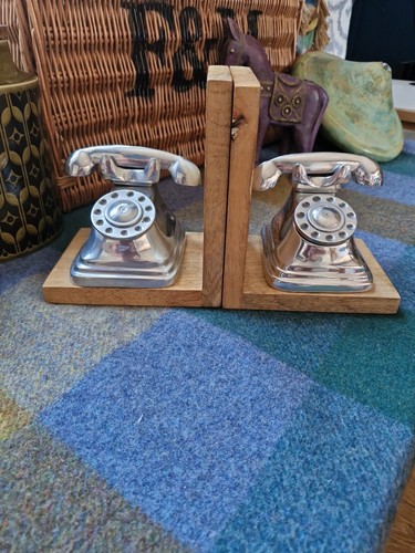 Fantastic Bookends with Steel