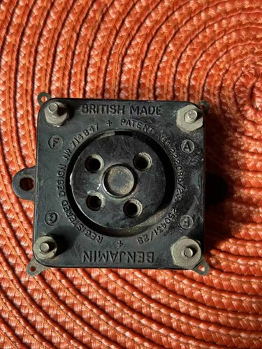Vintage valve base - vintage, b4