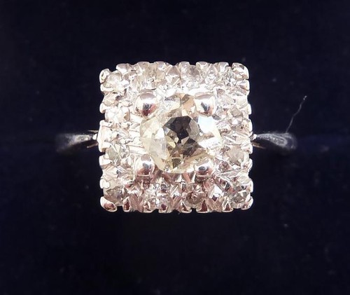 Gorgeous art deco 18ct - , white