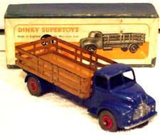 DINKY VINTAGE (ORIGINAL BOX) MODEL (LEYLAND COMET - STAKE BODY) No 531/USED