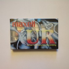 Maxell UR 90 Audio Cassette