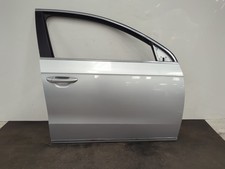 2014 VOLKSWAGEN Passat 5 Doors Estate Drivers Door Front RH 