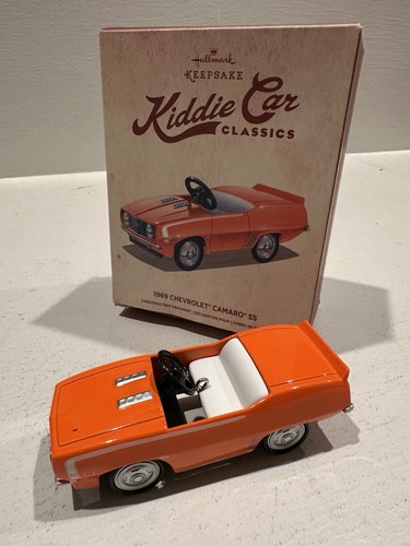 Hallmark keepsake ornament - hallmark,