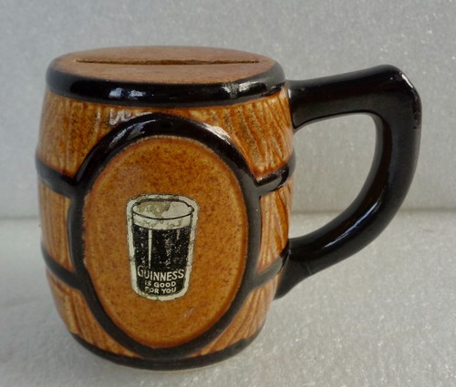 Guinness beer keg pint glass - pint,