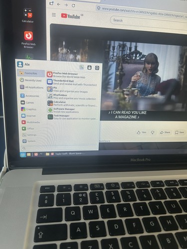 Apple macbook pro mid - apple, (mid