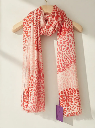 Lola rose leopard print - print, heart
