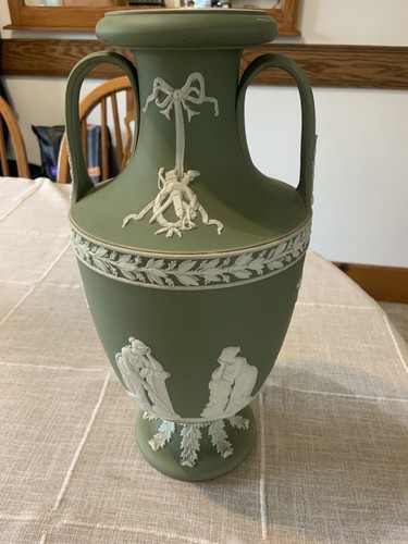 Rare wedgwood green - green, jasperware