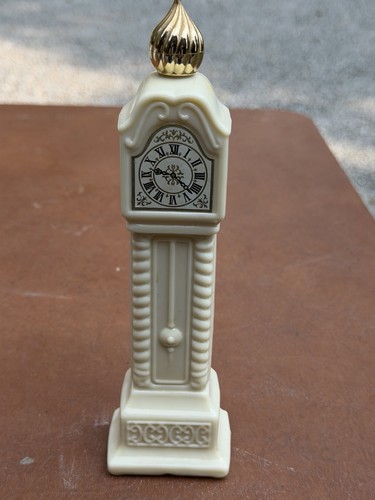 Avon fragrance hours - hours, charisma
