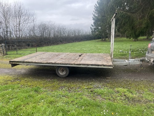 Flat bed car - flat,