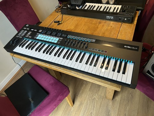 Novation 61sl mkiii - mkiii, 61