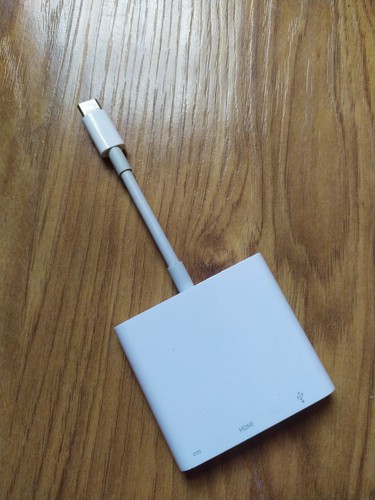 Genuine apple usb digital - usb-c, to