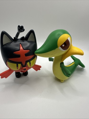 Snivy and litten pokemon - snivy,