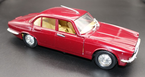 Jaguar xj6l model car - xj6l,