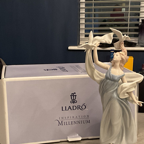 Lladró inspiration millennium - inspiration,
