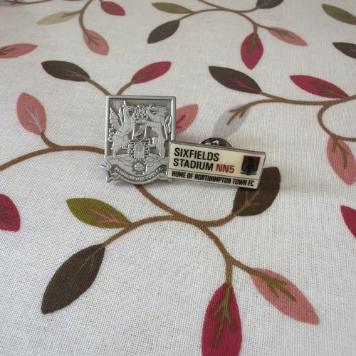 Northampton town pin - northampton,