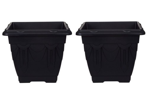 Black square venetian pot - square,