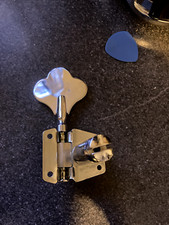 Single Bass Guitar Tuning Peg