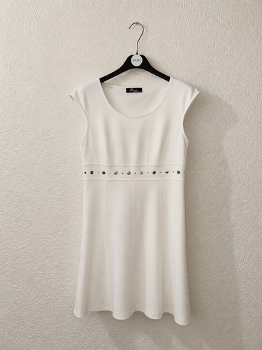 Peruzzi white sleeveless scoop - peruzzi,