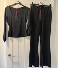 Lady’s lounge wear set in