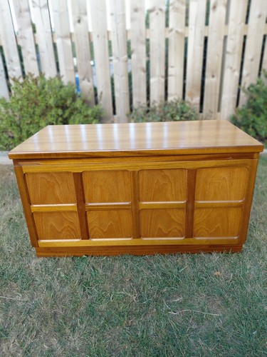 Nathan squares media - media, unit