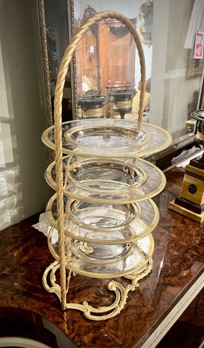New tier serving stand gold - serving,