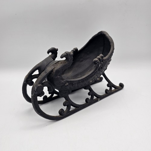 Cast iron winter sleigh swan - winter,