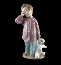 Nao by Lladro “ SLEEPY HEAD