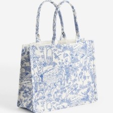 BNWT H&M Jacquard Weave Handbag Blue White  Patterned Tote Bag Viral Bloggers