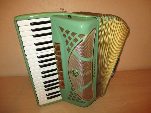 Accordion hohner lucia p - lucia,