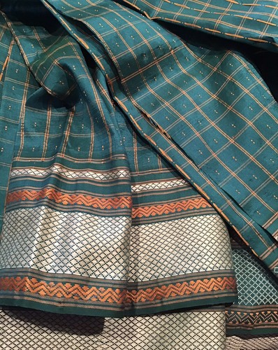 100 silk holly green orange - /,