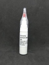 TOYOTA SUPER WHITE 2 040 CHIP/