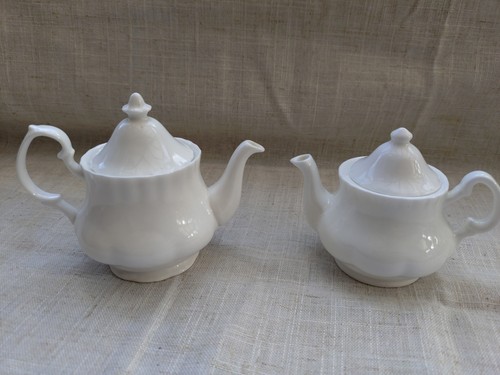 Two small white - small, tea